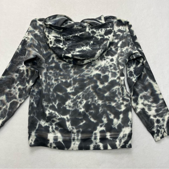 Lululemon Women’s Hoodie Sweatshirt All Yours Gray Tie Dye Size 6 - Picture 4 of 4